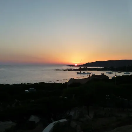 Pied Dans L Eau Et Vue Magnifique * サルテーヌ